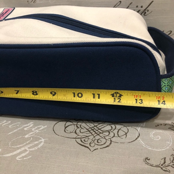 Vineyard Vines White and Navy Travel Bag - Picture 7 of 7